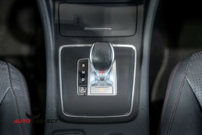 mercedes-benz-a-klasse-bensin-2014-big-47