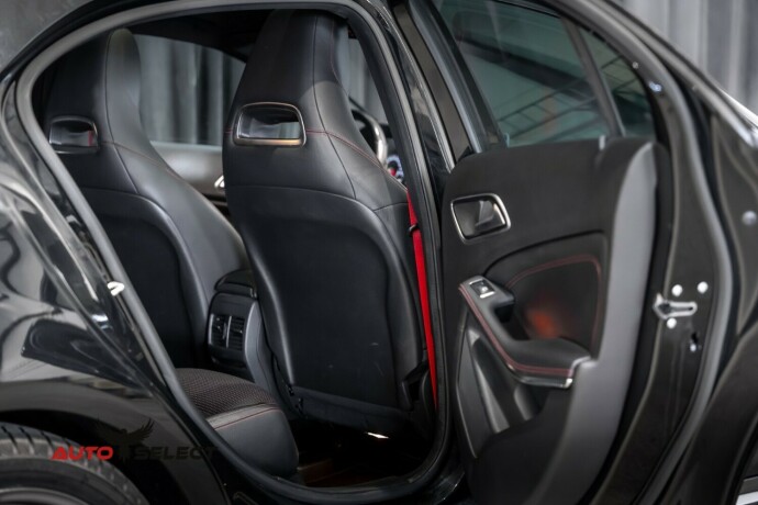 mercedes-benz-a-klasse-bensin-2014-big-16