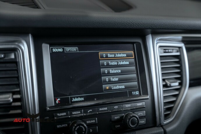 porsche-macan-diesel-2015-big-60