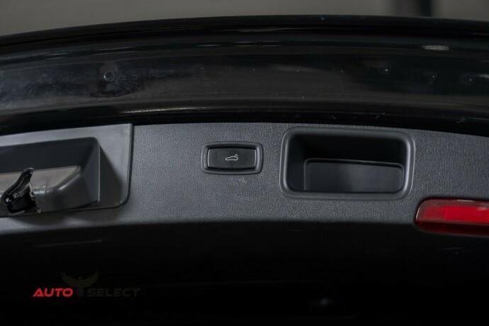 porsche-macan-diesel-2015-big-18