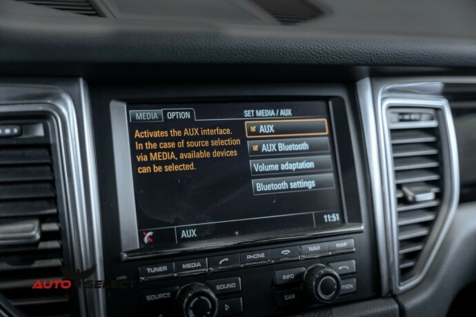 porsche-macan-diesel-2015-big-56
