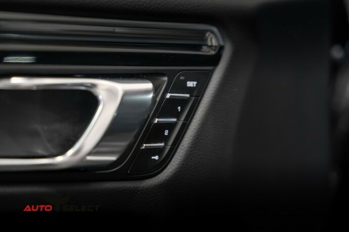 porsche-macan-diesel-2015-big-33