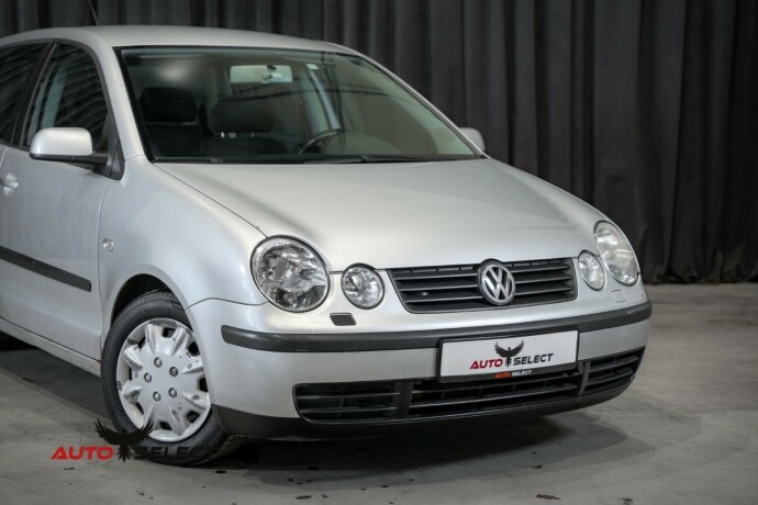 volkswagen-polo-bensin-2005-big-1