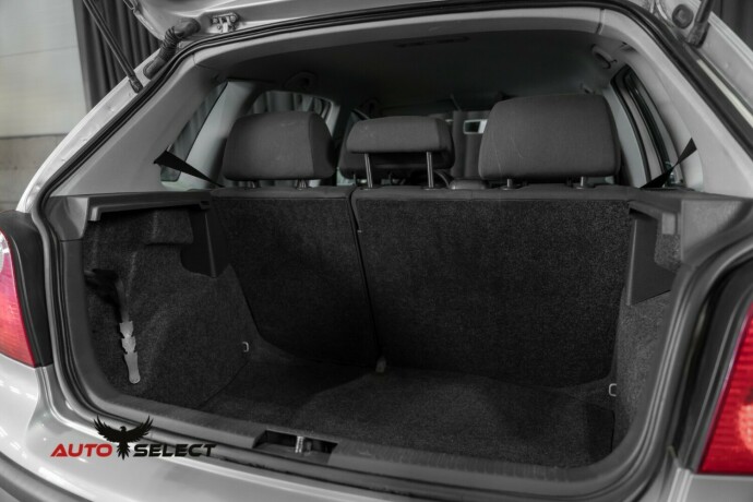 volkswagen-polo-bensin-2005-big-10