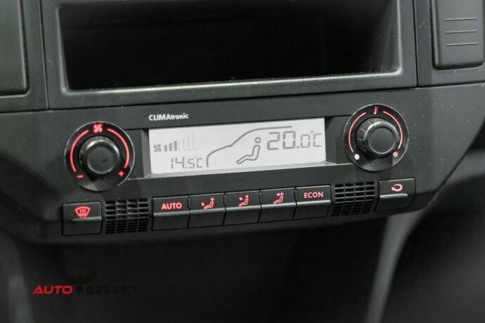 volkswagen-polo-bensin-2005-big-28