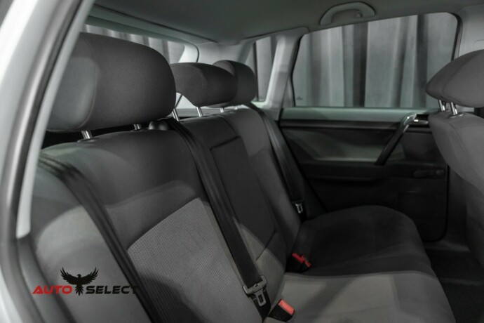 volkswagen-polo-bensin-2005-big-13