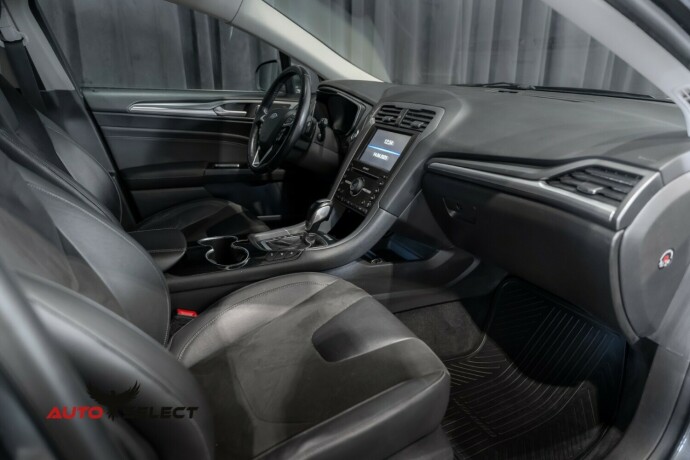 ford-mondeo-diesel-2015-big-20