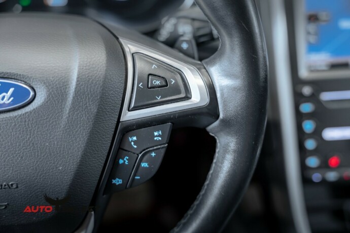 ford-mondeo-diesel-2015-big-33
