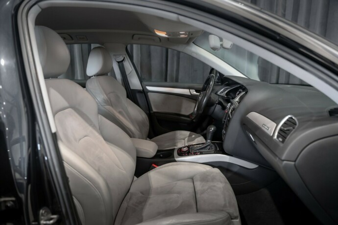 audi-a4-allroad-bensin-2011-big-18