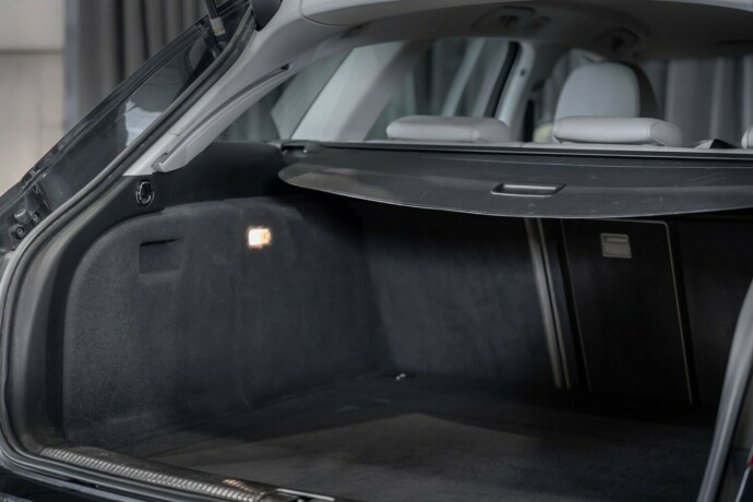 audi-a4-allroad-bensin-2011-big-10