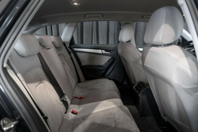 audi-a4-allroad-bensin-2011-big-14