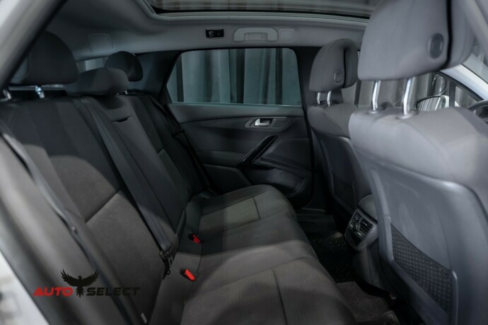 peugeot-508-diesel-2013-big-9