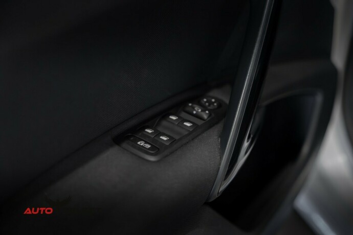 peugeot-508-diesel-2013-big-15
