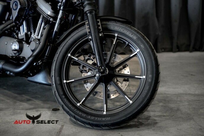 harley-davidson-iron-883-bensin-2020-big-1