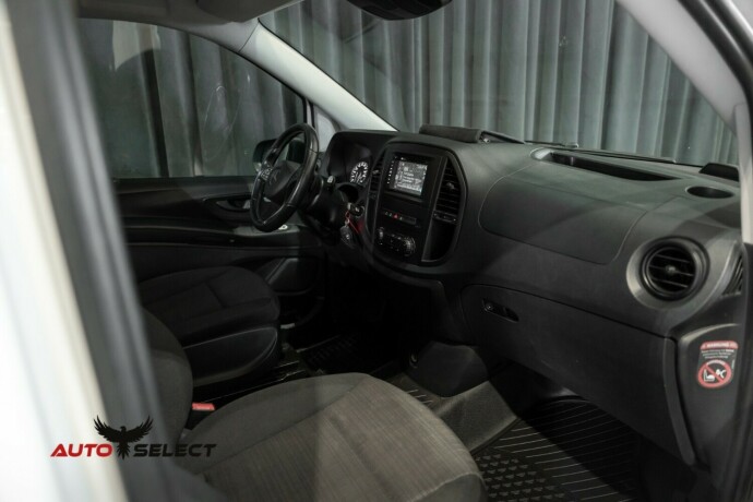 mercedes-benz-vito-diesel-2016-big-16