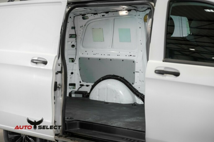 mercedes-benz-vito-diesel-2016-big-12