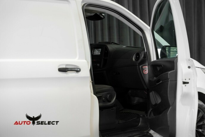 mercedes-benz-vito-diesel-2016-big-15