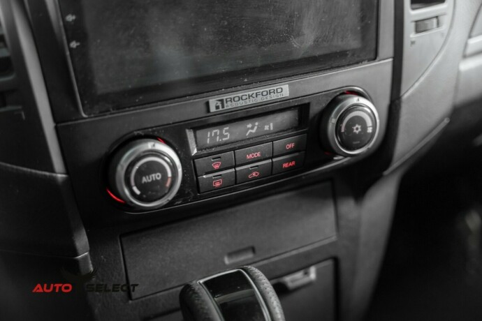 mitsubishi-pajero-diesel-2008-big-32