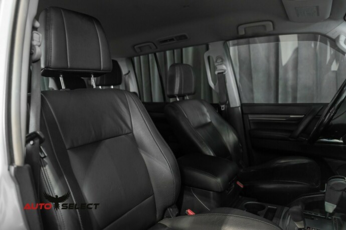 mitsubishi-pajero-diesel-2008-big-20