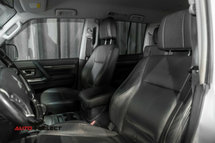 mitsubishi-pajero-diesel-2008-big-24