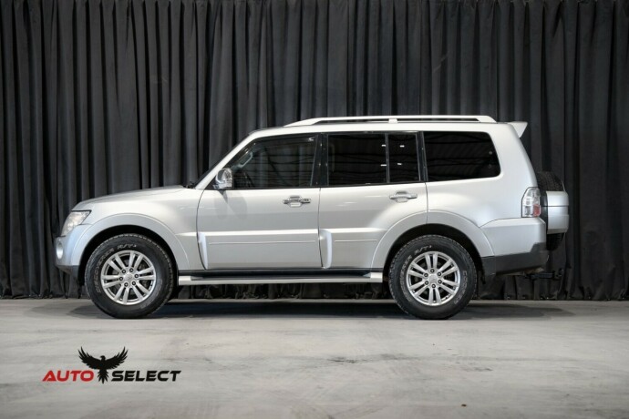 mitsubishi-pajero-diesel-2008-big-7