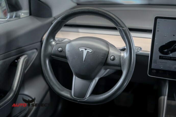 tesla-model-3-elektrisitet-2019-big-23