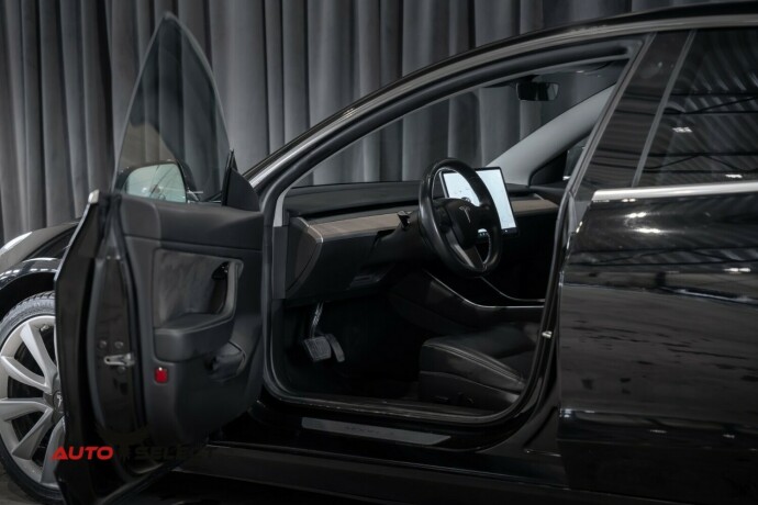 tesla-model-3-elektrisitet-2019-big-20