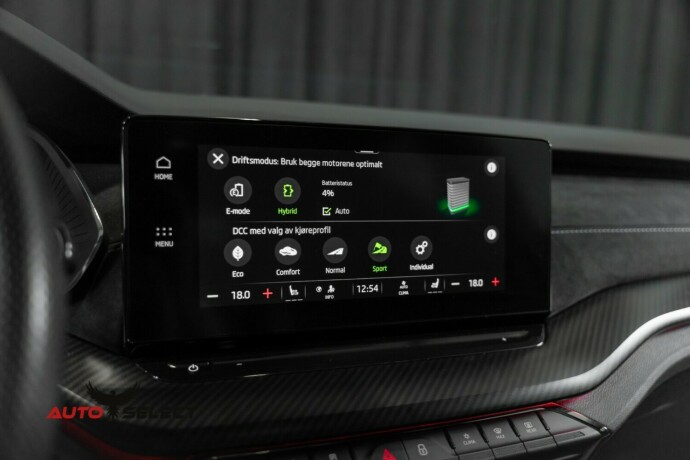 skoda-octavia-rs-elektrisitetbensin-2021-big-51