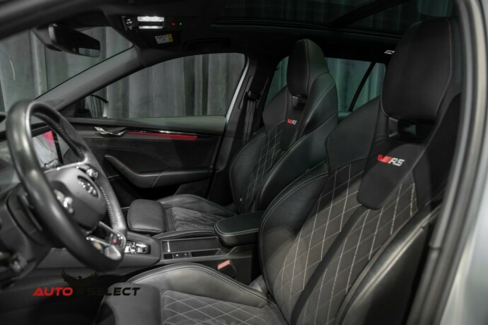 skoda-octavia-rs-elektrisitetbensin-2021-big-28