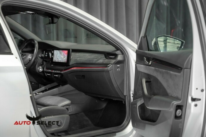 skoda-octavia-rs-elektrisitetbensin-2021-big-20