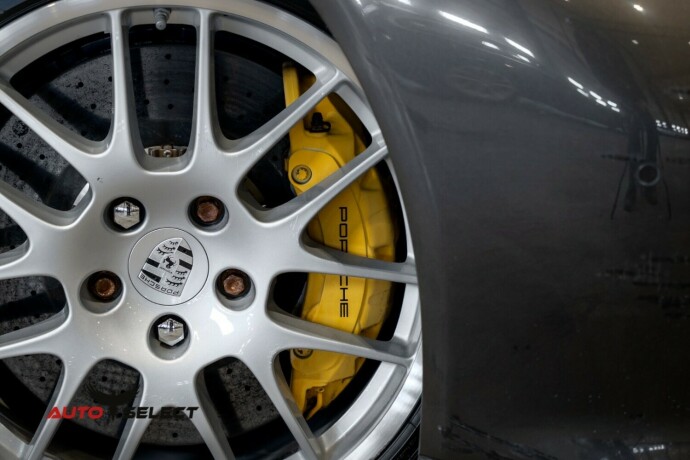 porsche-panamera-bensin-2011-big-3