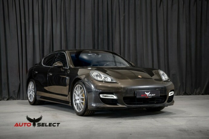 porsche-panamera-bensin-2011-big-4