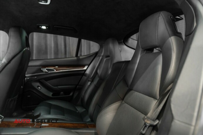 porsche-panamera-bensin-2011-big-21