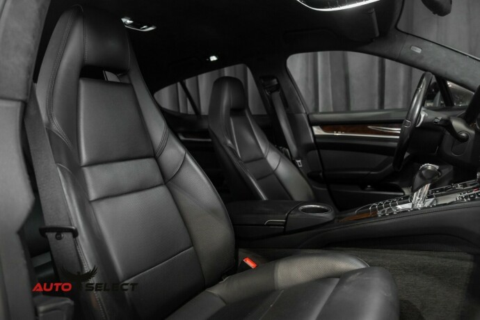 porsche-panamera-bensin-2011-big-28