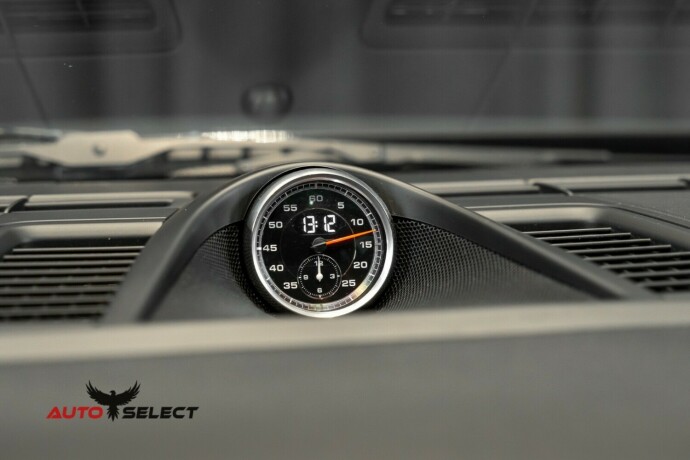 porsche-panamera-bensin-2011-big-41
