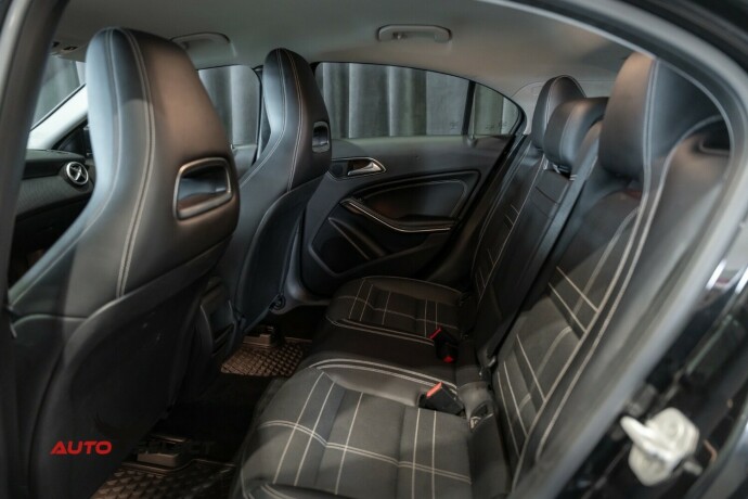 mercedes-benz-a-klasse-bensin-2016-big-15