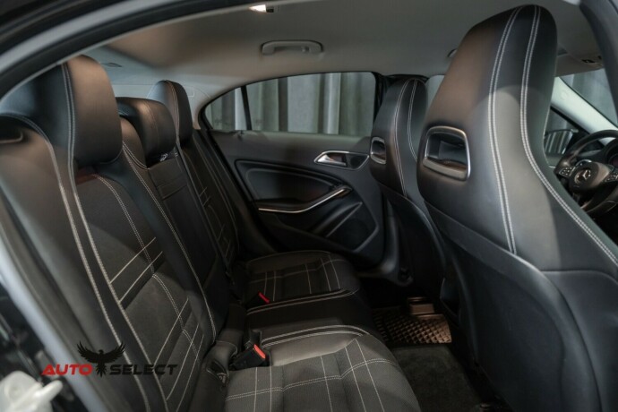 mercedes-benz-a-klasse-bensin-2016-big-13