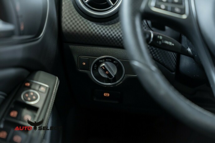 mercedes-benz-a-klasse-bensin-2016-big-25