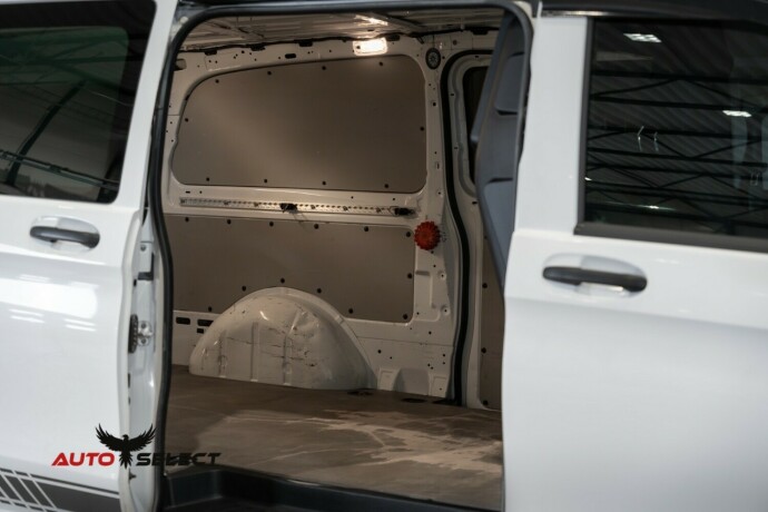 mercedes-benz-vito-diesel-2019-big-11