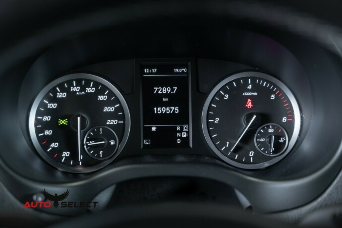 mercedes-benz-vito-diesel-2019-big-29