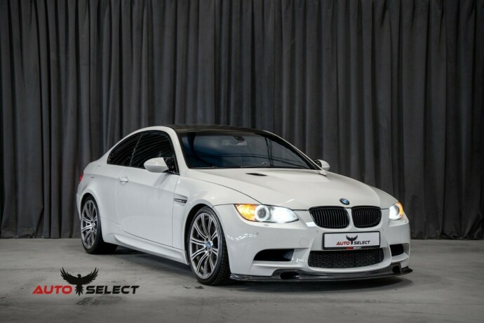 bmw-m3-bensin-2008-big-4