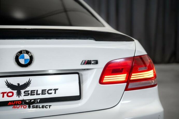 bmw-m3-bensin-2008-big-17