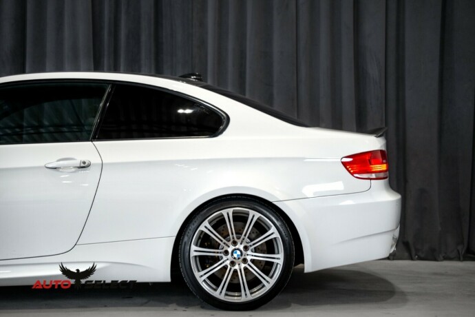 bmw-m3-bensin-2008-big-14