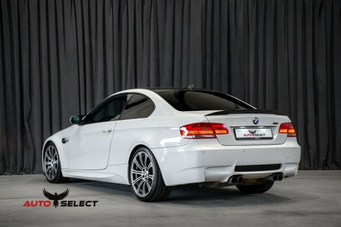 bmw-m3-bensin-2008-big-15