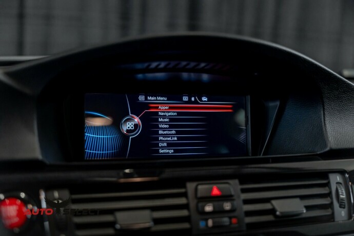 bmw-m3-bensin-2008-big-51