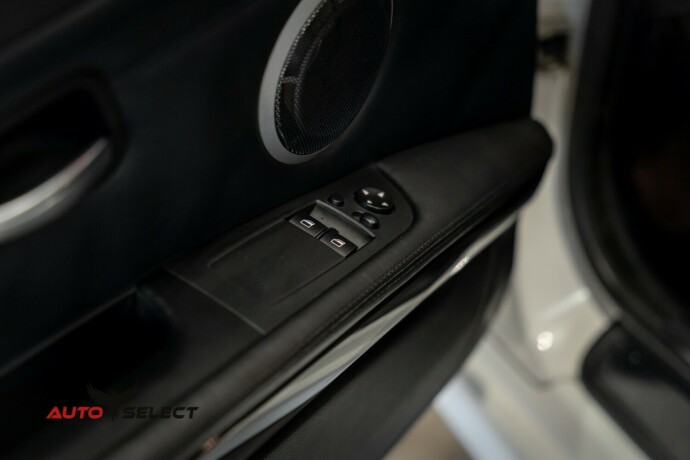 bmw-m3-bensin-2008-big-29