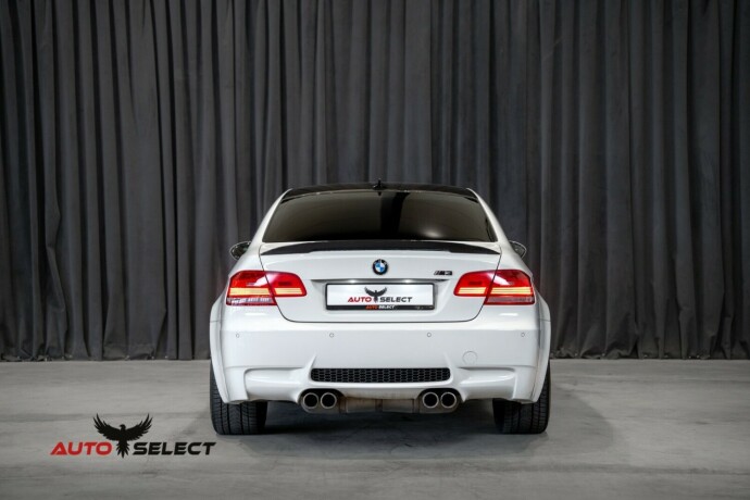bmw-m3-bensin-2008-big-18