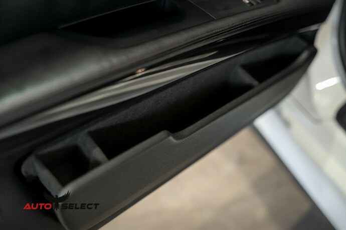 bmw-m3-bensin-2008-big-31