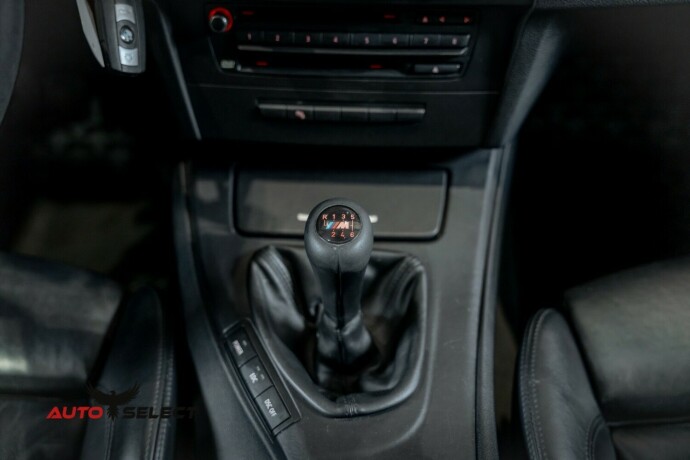 bmw-m3-bensin-2008-big-48