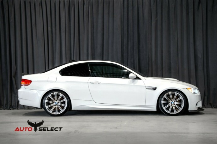 bmw-m3-bensin-2008-big-23